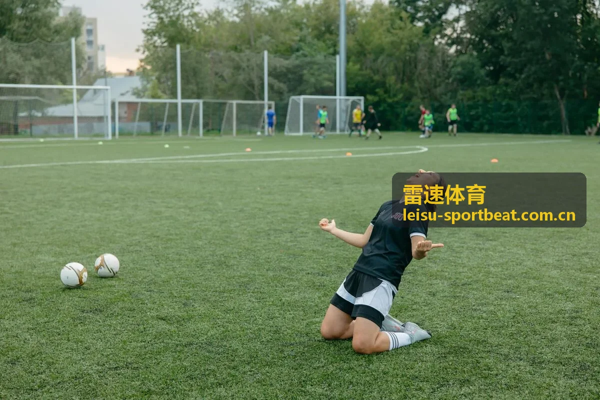 雷速体育赛事灯光与球场焦点专题封面